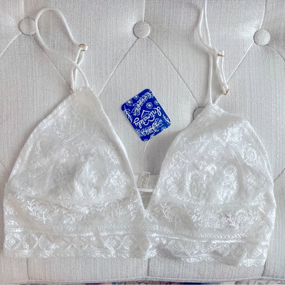 Brand New Free People White Lace Bralette-Size Small with Tags